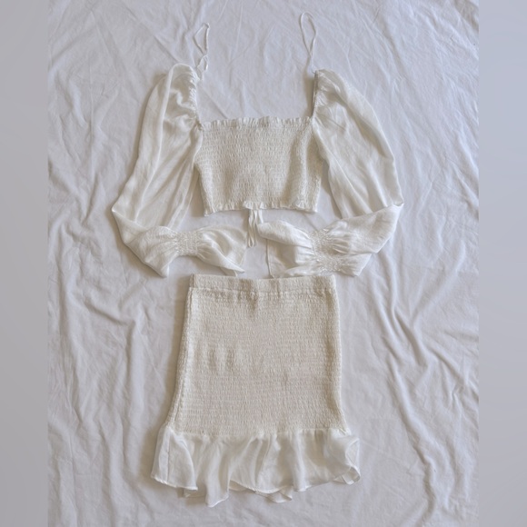 Miss Lola White Top & Skirt Set - Picture 4 of 9